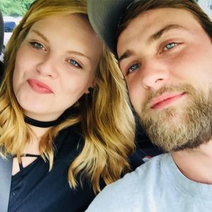 Meet your Posher, Whitnei n